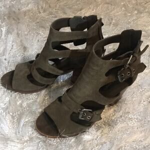 MARC FISHER Open-Toe Sandals 8.5